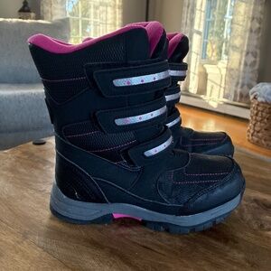 Kids snow boots